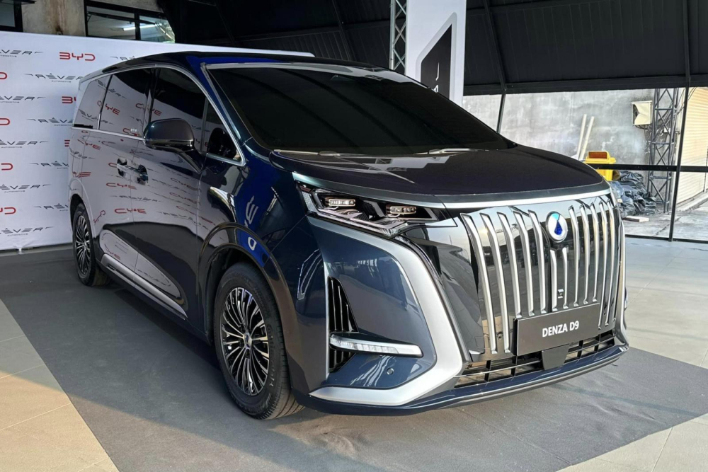 BYD Denza D9 - MPV được mệnh danh Toyota Alphard của Trung Quốc - sẽ ra mắt Đông Nam Á trong tháng này BYD Denza D9 - MPV được mệnh danh Toyota Alphard của Trung Quốc - sẽ ra mắt Đông Nam Á trong tháng này