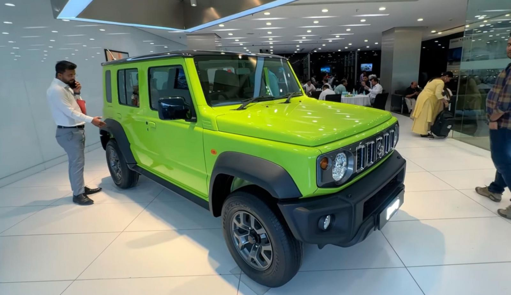 Mẫu SUV bán chạy như tôm tươi Suzuki Jimny 5 cửa đã có mặt tại đại lý, chờ ngày bán ra Mẫu SUV bán chạy như tôm tươi Suzuki Jimny 5 cửa đã có mặt tại đại lý, chờ ngày bán ra