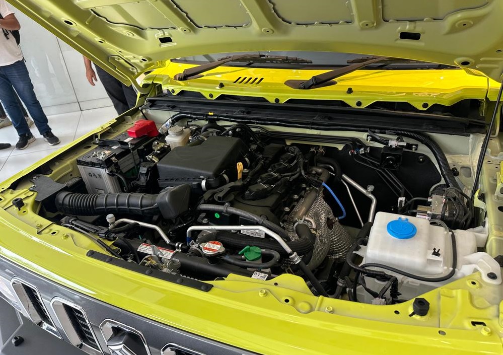 Động cơ xăng 1.5L của Suzuki Jimny 5 cửa Động cơ xăng 1.5L của Suzuki Jimny 5 cửa