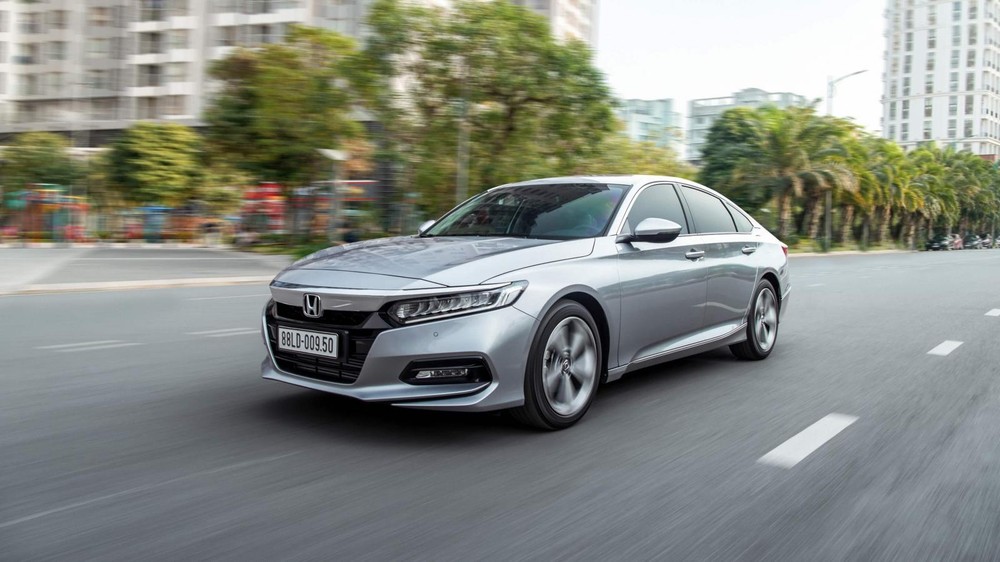 Honda Accord vẫn đứng cuối cùng trong bảng xếp hạng. Honda Accord vẫn đứng cuối cùng trong bảng xếp hạng.