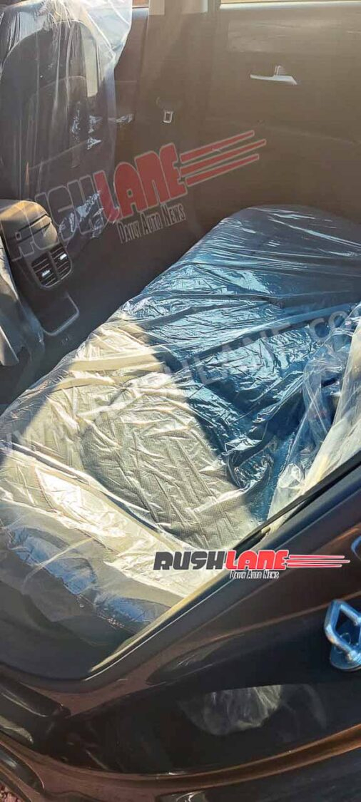 Hàng ghế sau của Hyundai Accent 2023 bản cao cấp nhất