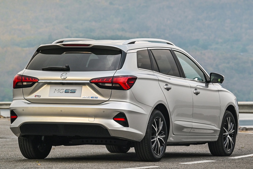MG ES 2023 nhìn từ phía sau