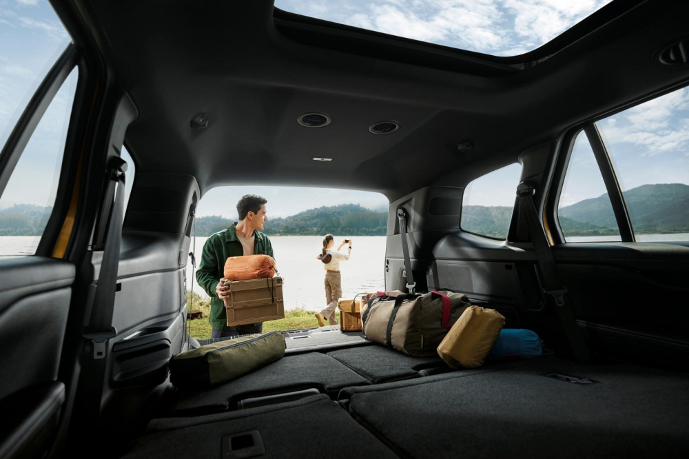 Khoang hành lý của Ford Everest Wildtrak 2023 Khoang hành lý của Ford Everest Wildtrak 2023
