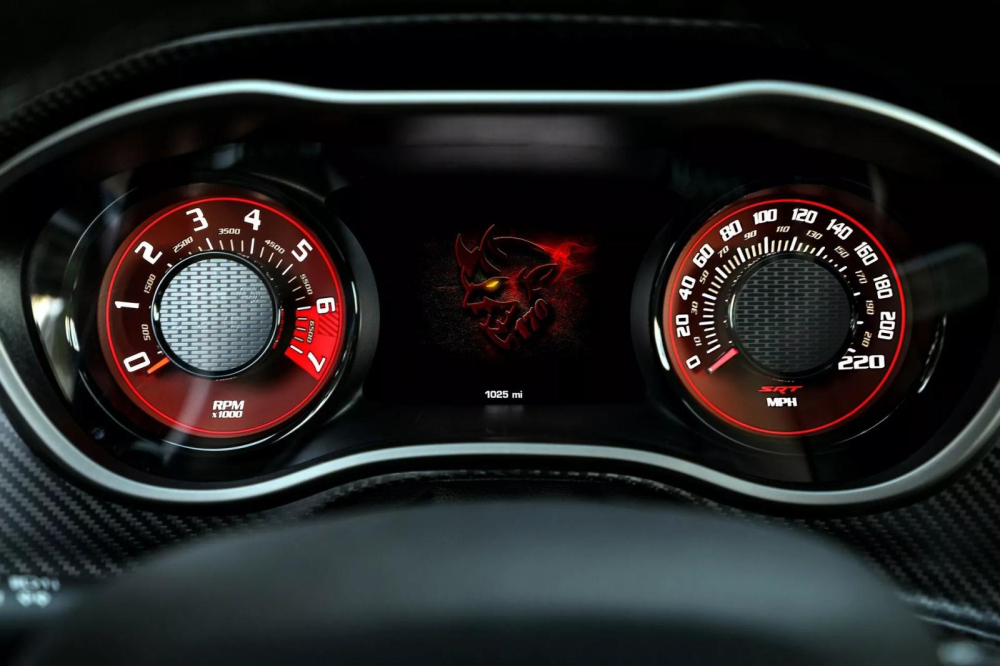 Quái thú Dodge Challenger SRT Demon 170 Quái thú Dodge Challenger SRT Demon 170