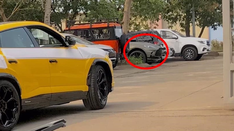 Hình ảnh xe Aston Martin DBX 707 được chụp tại trạm đăng kiểm Hình ảnh xe Aston Martin DBX 707 được chụp tại trạm đăng kiểm