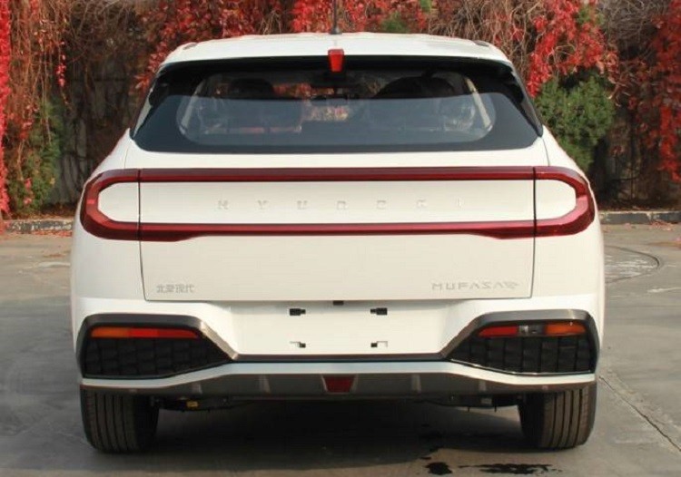 Hyundai Mufasa phiên bản thương mại giữ lại đèn pha của xe concept Hyundai Mufasa phiên bản thương mại giữ lại đèn pha của xe concept