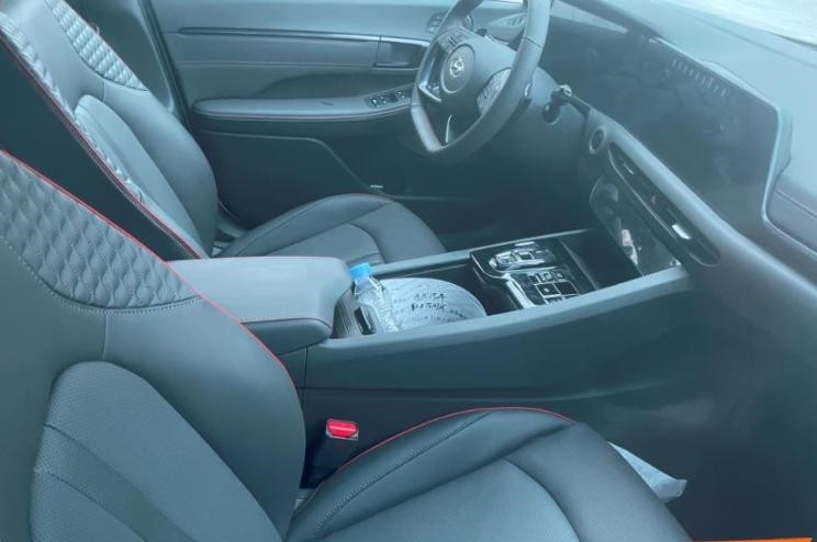 Nội thất của Hyundai Mufasa phiên bản thương mại Nội thất của Hyundai Mufasa phiên bản thương mại