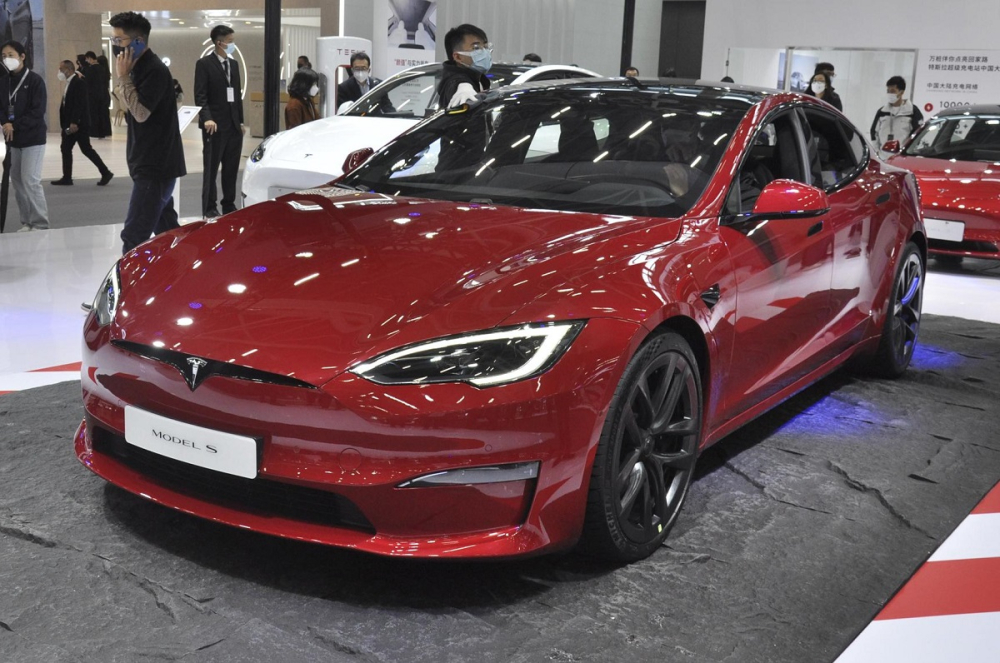 Tesla Model S 2023 mạnh hơn trước