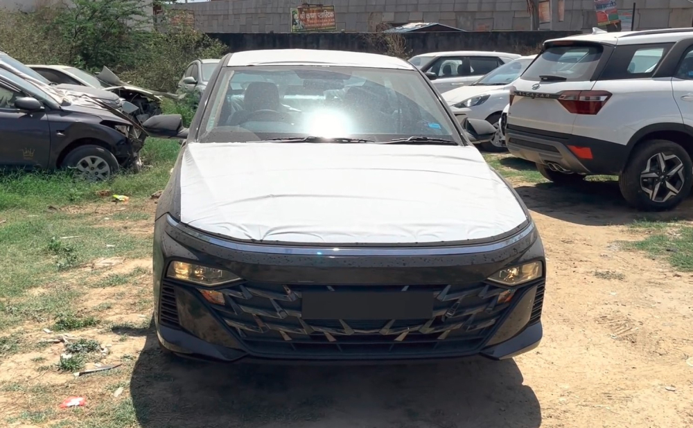 Lưới tản nhiệt của Hyundai Accent EX 2023 Lưới tản nhiệt của Hyundai Accent EX 2023