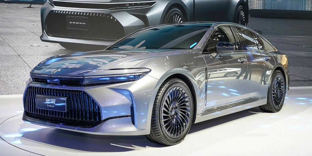 Toyota Crown Sedan 2024 có 2 tùy chọn động cơ và chỉ dùng hệ dẫn động cầu sau Toyota Crown Sedan 2024 có 2 tùy chọn động cơ và chỉ dùng hệ dẫn động cầu sau