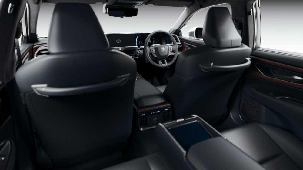 Nội thất của Toyota Crown Sedan 2024 được bọc da và ốp gỗ sang trọng Nội thất của Toyota Crown Sedan 2024 được bọc da và ốp gỗ sang trọng