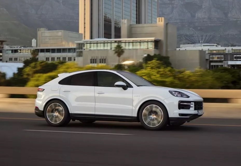 Porsche Cayenne 2024 tăng giá mạnh so với phiên bản cũ Porsche Cayenne 2024 tăng giá mạnh so với phiên bản cũ