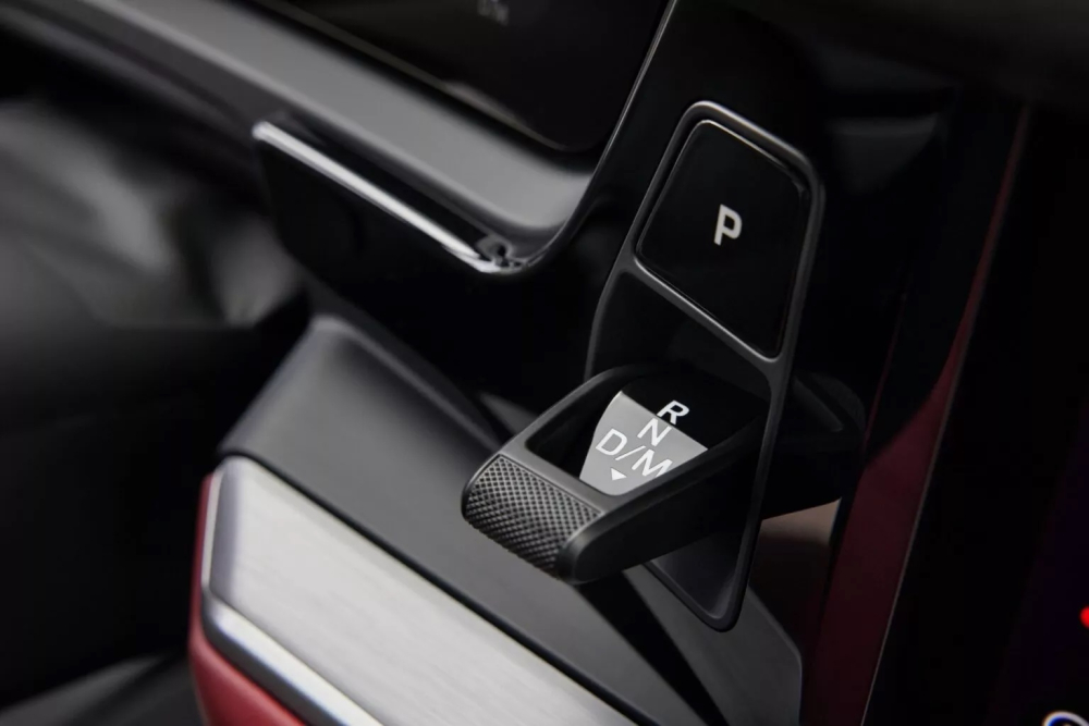 Cần số nhỏ gọn của Porsche Cayenne 2024 Cần số nhỏ gọn của Porsche Cayenne 2024