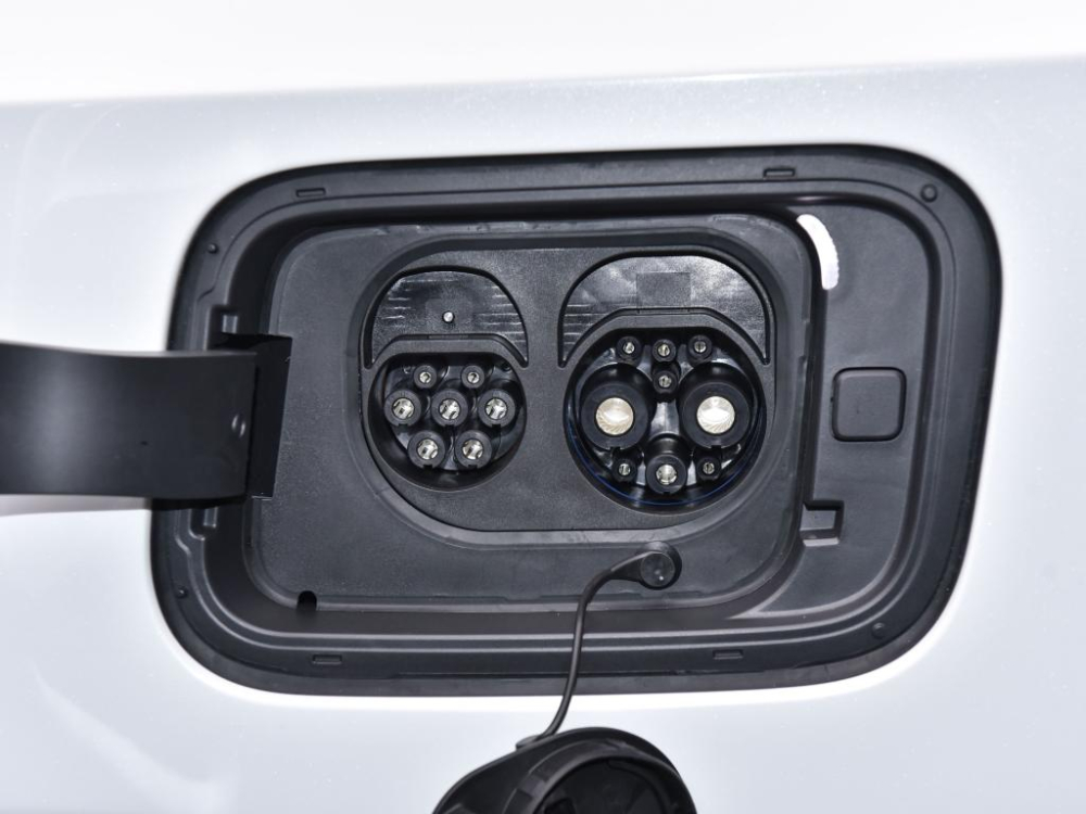 Cổng sạc của Polestar 4 2024 Cổng sạc của Polestar 4 2024