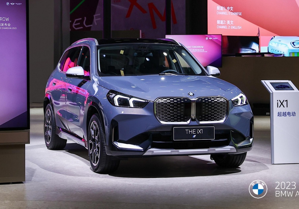 BMW iX1 L 2023 với gói M Sport