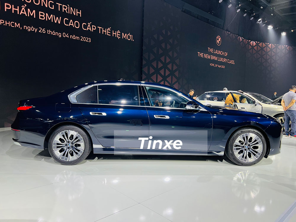BMW 7-Series 2023 tăng k&iacute;ch thước so với thế hệ cũ