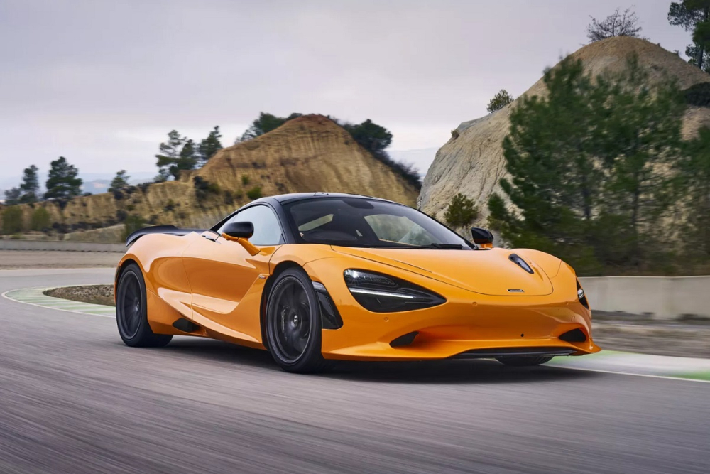 McLaren 750S có thiết kế khá giống 720S McLaren 750S có thiết kế khá giống 720S