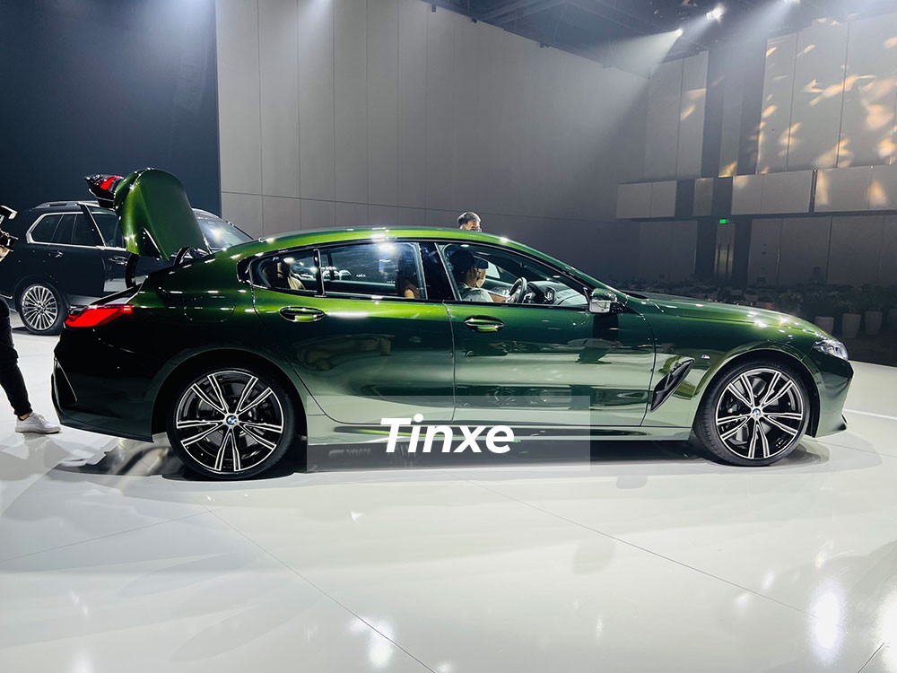 Thiết kế tổng thể của BMW 8 Series đậm chất thể thao, cá tính nhưng cũng không kém phần sang trọng Thiết kế tổng thể của BMW 8 Series đậm chất thể thao, cá tính nhưng cũng không kém phần sang trọng