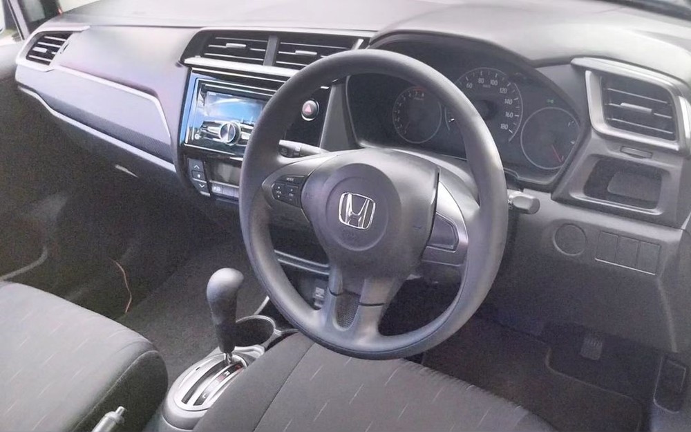 Nội thất của Honda Brio 2023 phi&ecirc;n bản Satya