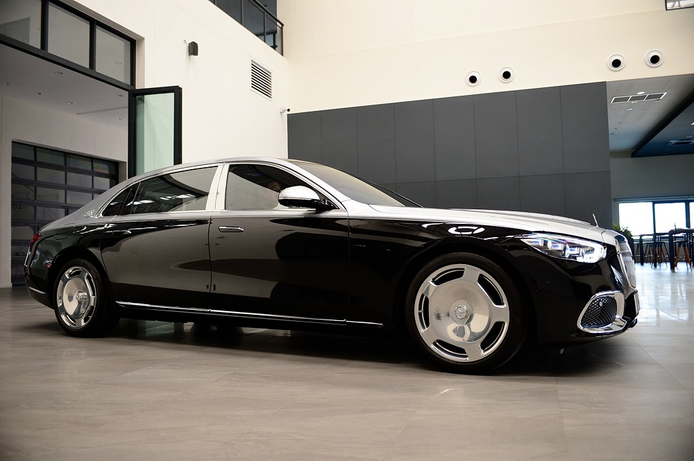 Mercedes-Maybach S580e 2024 có gói ngoại thất AMG