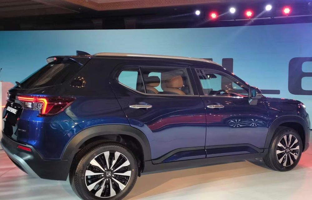 Honda Elevate nhìn bên sườn Honda Elevate nhìn bên sườn