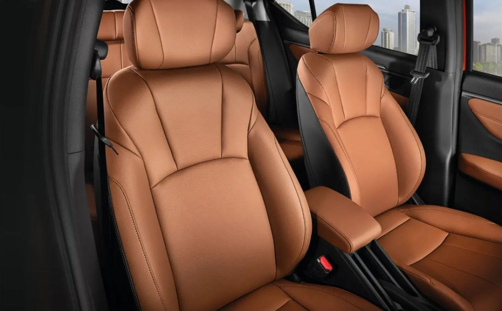 Nội thất bọc da phối 2 màu nâu - đen của Honda Elevate Nội thất bọc da phối 2 màu nâu - đen của Honda Elevate