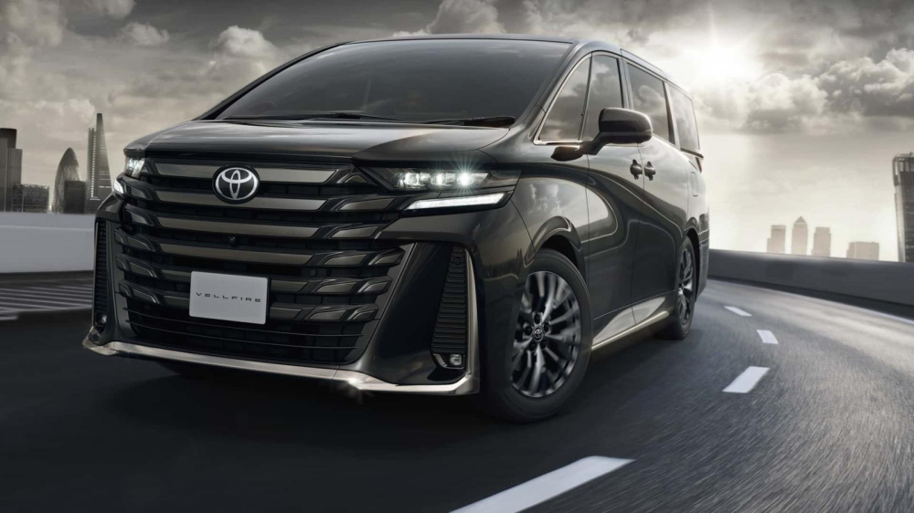 Toyota Vellfire 2023 có 2 tùy chọn động cơ Toyota Vellfire 2023 có 2 tùy chọn động cơ