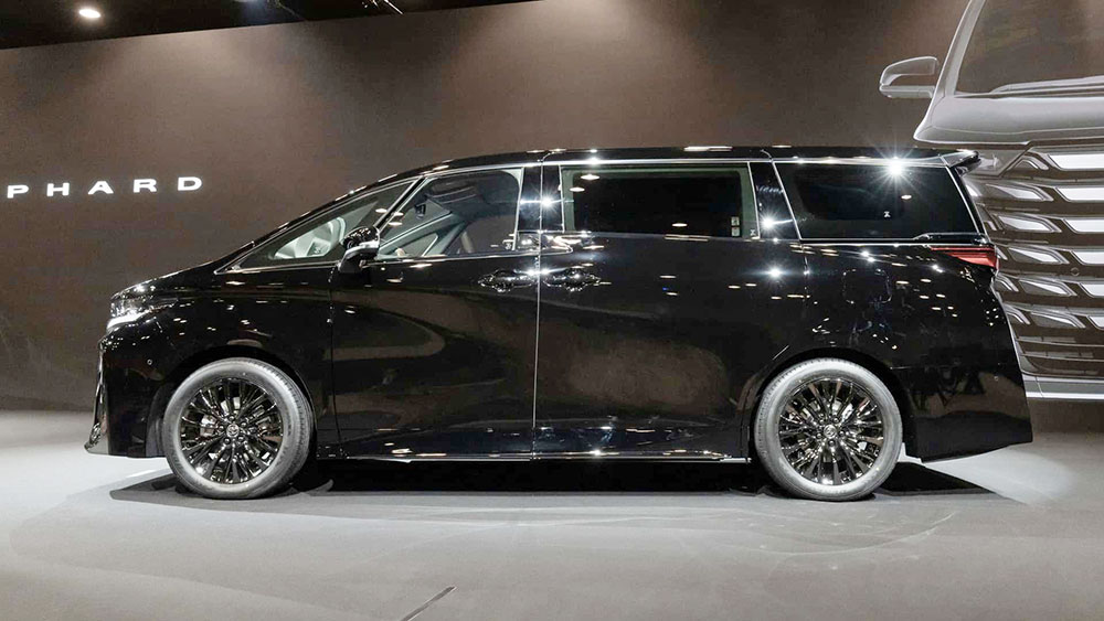 Toyota Vellfire 2023 có kích thước giống hệt Alphard Toyota Vellfire 2023 có kích thước giống hệt Alphard