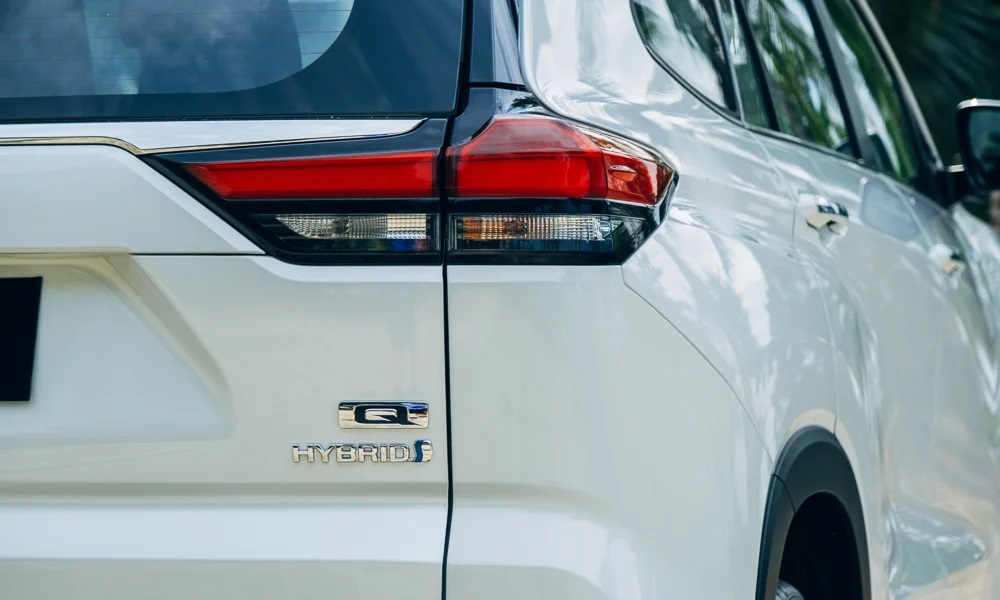 Toyota Zenix 2023 ở Philippines c&oacute; 2 phi&ecirc;n bản