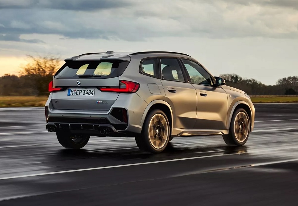 BMW X1 M35i xDrive 2023 là SUV hạng sang vừa nhanh vừa mạnh BMW X1 M35i xDrive 2023 là SUV hạng sang vừa nhanh vừa mạnh