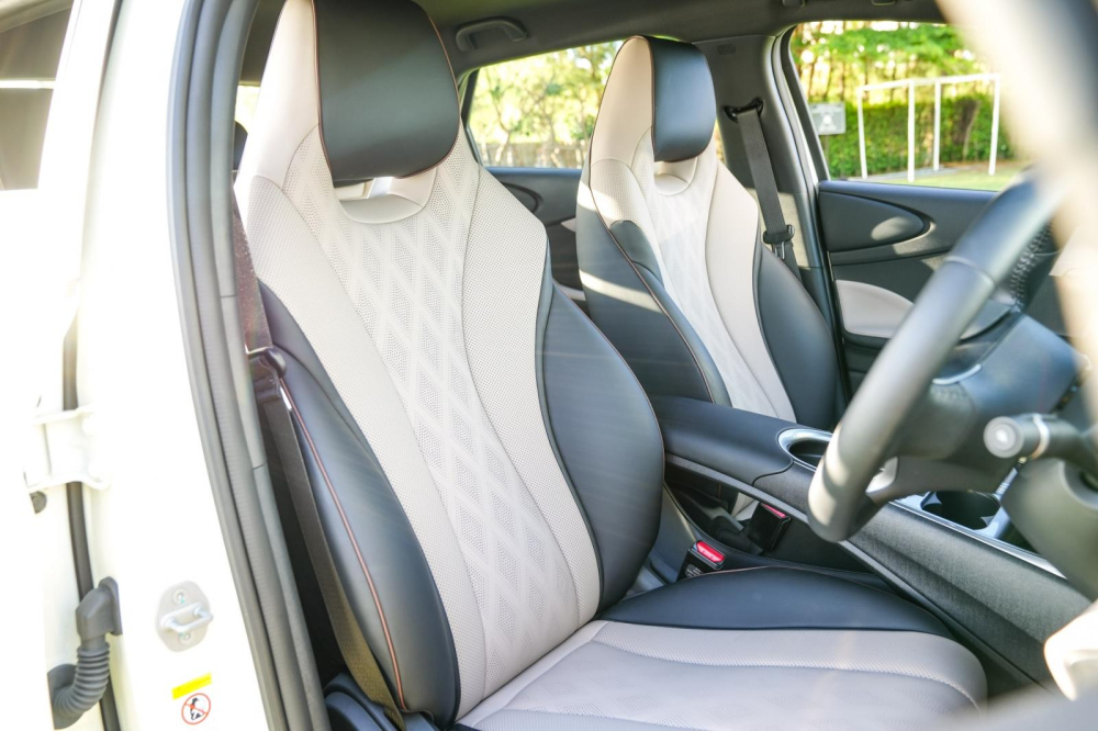 Hàng ghế trước của BYD Dolphin Hàng ghế trước của BYD Dolphin