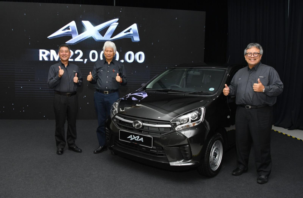 Xe siêu rẻ Perodua Axia E 2023 - anh em song sinh của Toyota Wigo - cháy hàng chỉ trong vòng 48 giờ Xe siêu rẻ Perodua Axia E 2023 - anh em song sinh của Toyota Wigo - cháy hàng chỉ trong vòng 48 giờ