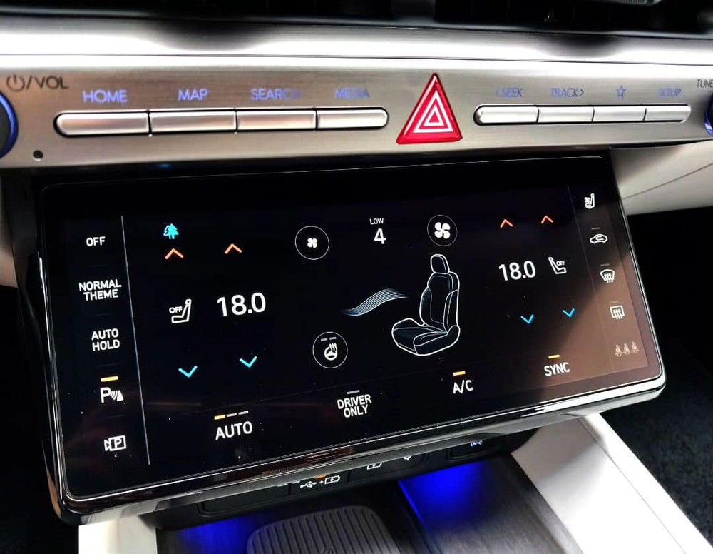 Màn hình chỉnh điều hòa của Hyundai Santa Fe 2024