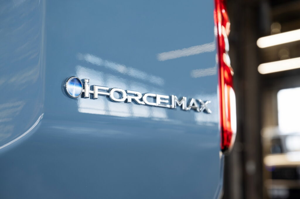 Toyota Land Cruiser Prado 2024 d&ugrave;ng hệ truyền động hybrid c&oacute; t&ecirc;n i-Force Max