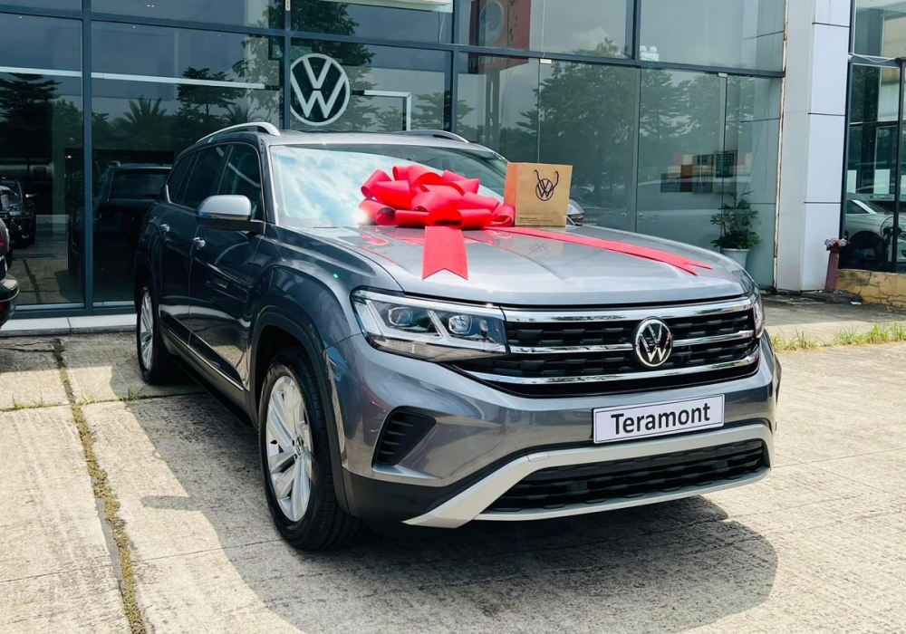 SUV 7 chỗ nhập Đức Volkswagen Teramont được giảm giá lên đến 320 triệu đồng SUV 7 chỗ nhập Đức Volkswagen Teramont được giảm giá lên đến 320 triệu đồng