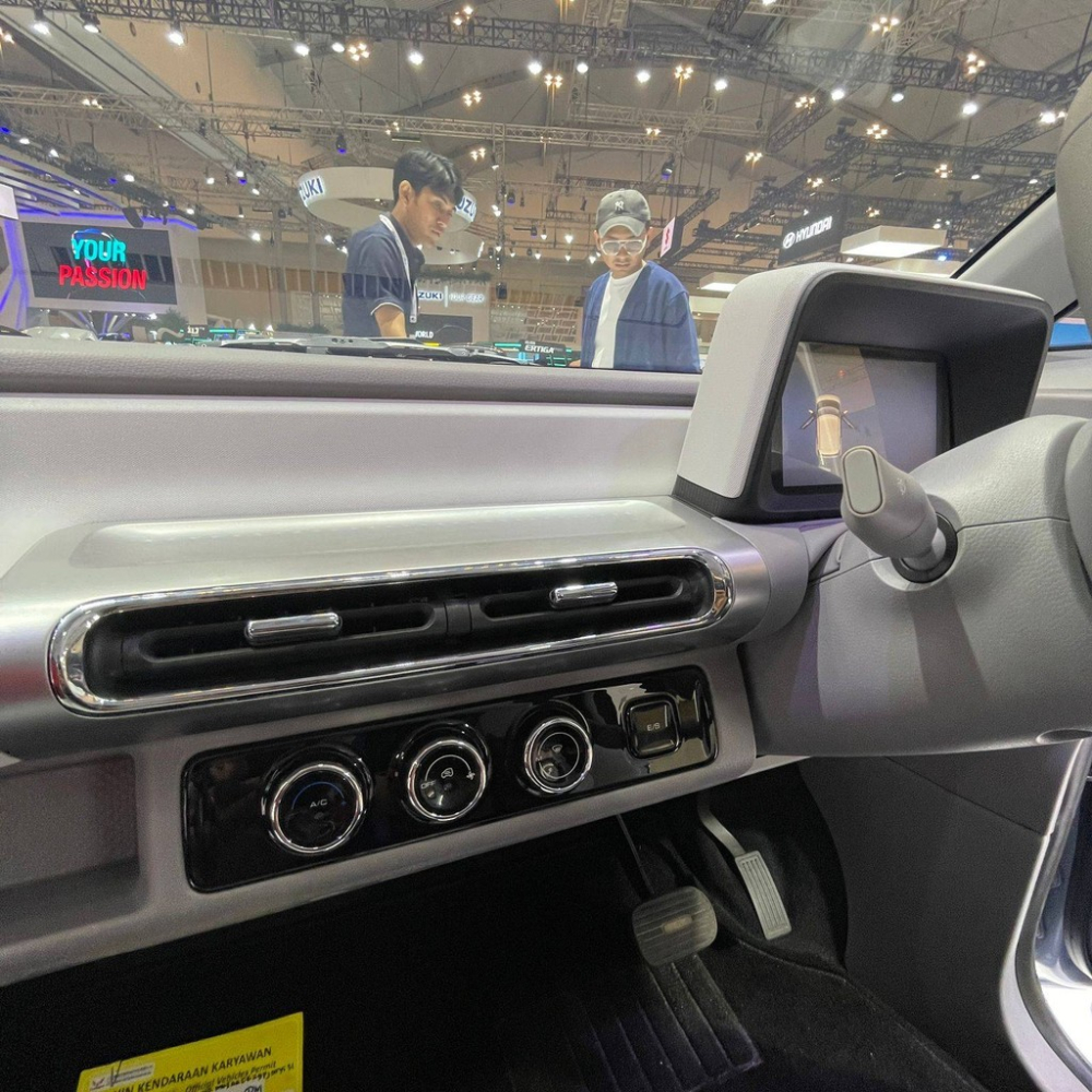 C&aacute;c n&uacute;m xoay chỉnh điều h&ograve;a của Wuling Air ev Lite