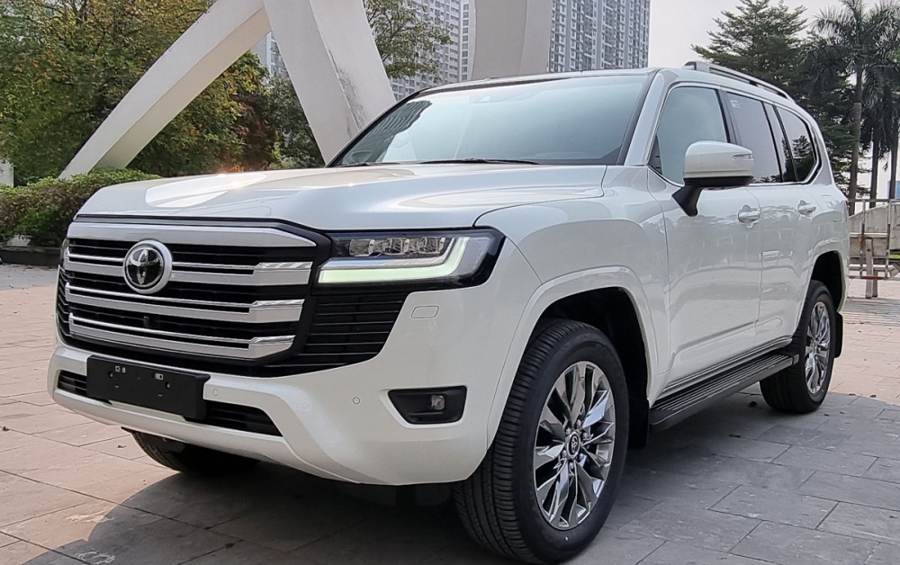 Xe chủ tịch Toyota Land Cruiser LC300 đạt doanh số cao nhất từ trước đến nay ở Việt Nam Xe chủ tịch Toyota Land Cruiser LC300 đạt doanh số cao nhất từ trước đến nay ở Việt Nam