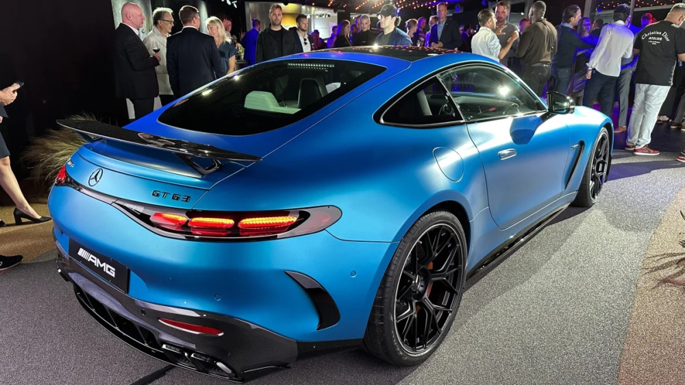 Mercedes-AMG GT 2024 có đèn hậu với thiết kế xuyên suốt Mercedes-AMG GT 2024 có đèn hậu với thiết kế xuyên suốt