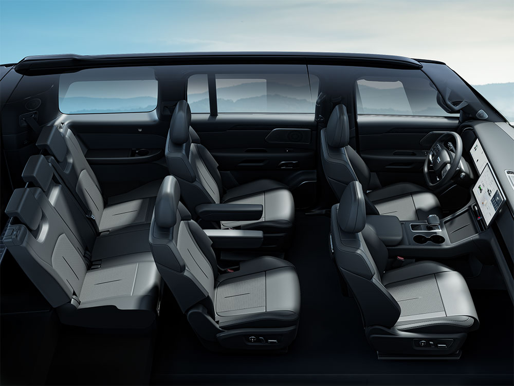 BAIC Jishi 01 có 2 cấu hình 6 chỗ và 7 chỗ