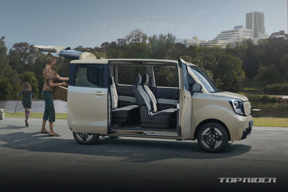 Kia Ray EV 2024 dùng cửa lùa phía sau Kia Ray EV 2024 dùng cửa lùa phía sau