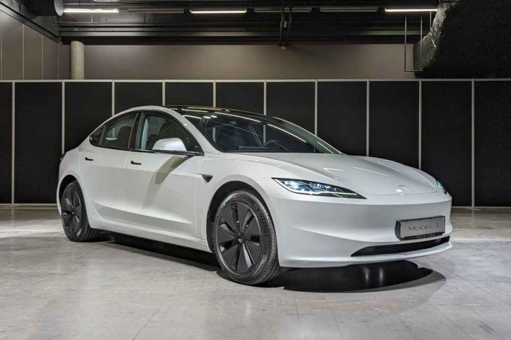 Tesla Model 3 2024 có thiết kế đầu xe mới Tesla Model 3 2024 có thiết kế đầu xe mới