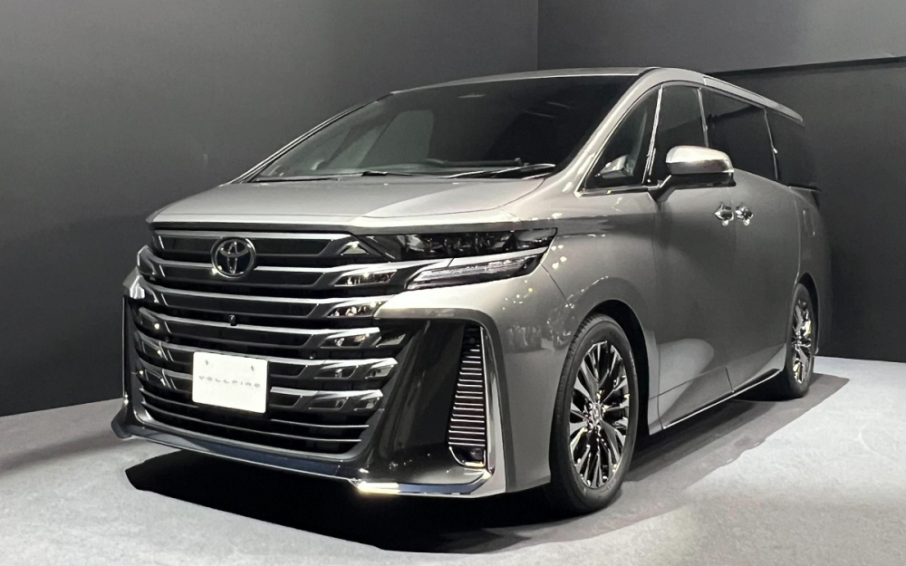 MPV hạng sang Toyota Vellfire 4 chỗ bất ngờ ra mắt MPV hạng sang Toyota Vellfire 4 chỗ bất ngờ ra mắt