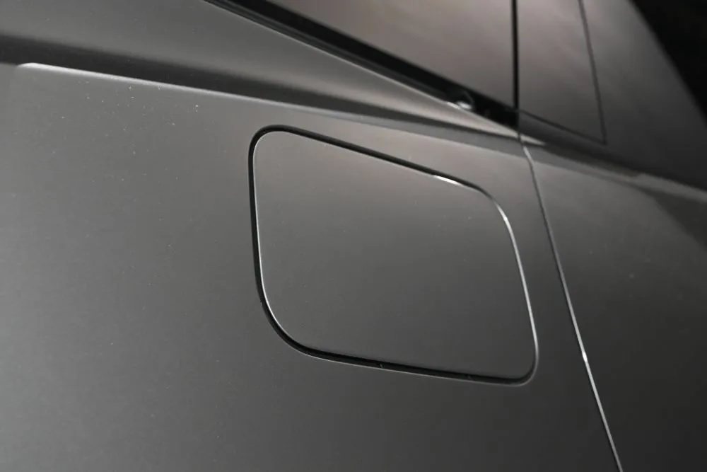 Toyota Vellfire 4 chỗ có thêm cổng sạc Toyota Vellfire 4 chỗ có thêm cổng sạc