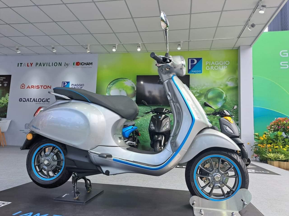 Đại lý mở cọc cho xe máy điện Vespa Elettrica ở Việt Nam, giá lên đến 280 triệu đồng