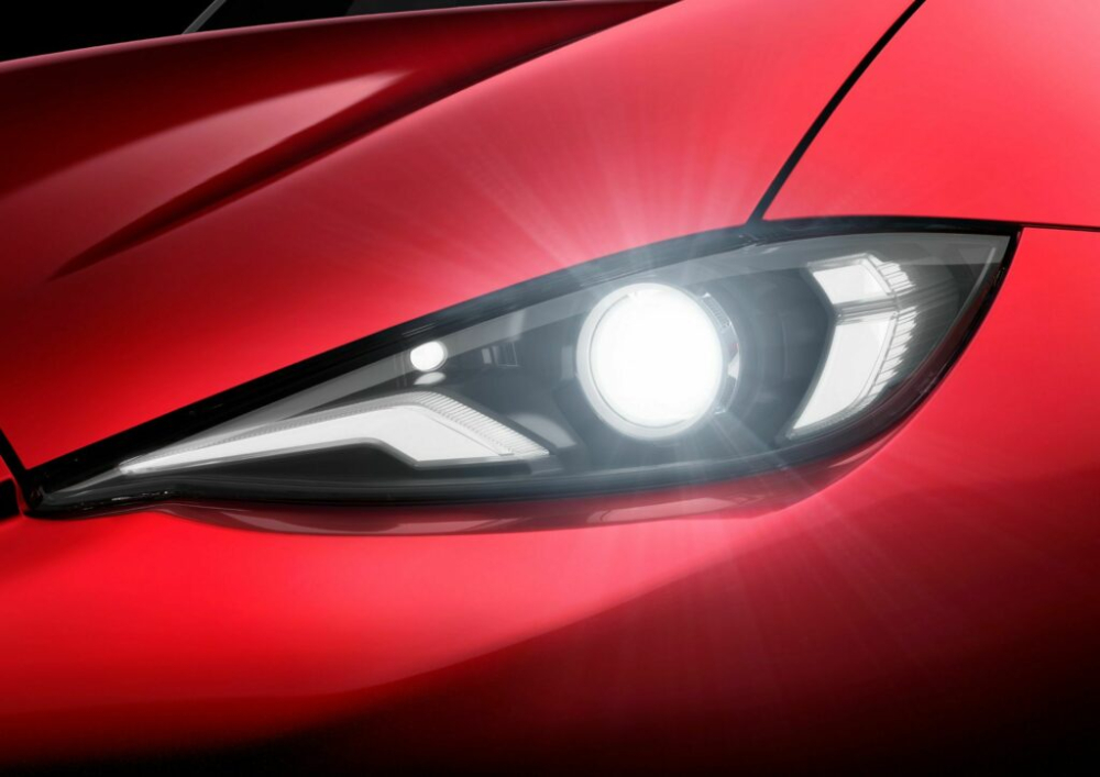 Đ&egrave;n pha LED mới của Mazda MX-5 2024, t&iacute;ch hợp đ&egrave;n LED định vị ban ng&agrave;y