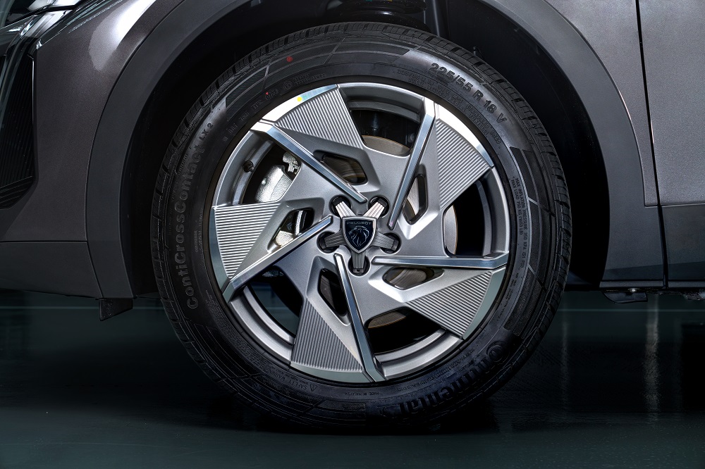 Mâm 18 inch của Peugeot 408 bản Allure