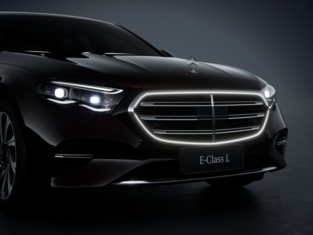 Mercedes-Benz E-Class L 2024 với gói ngoại thất AMG Line