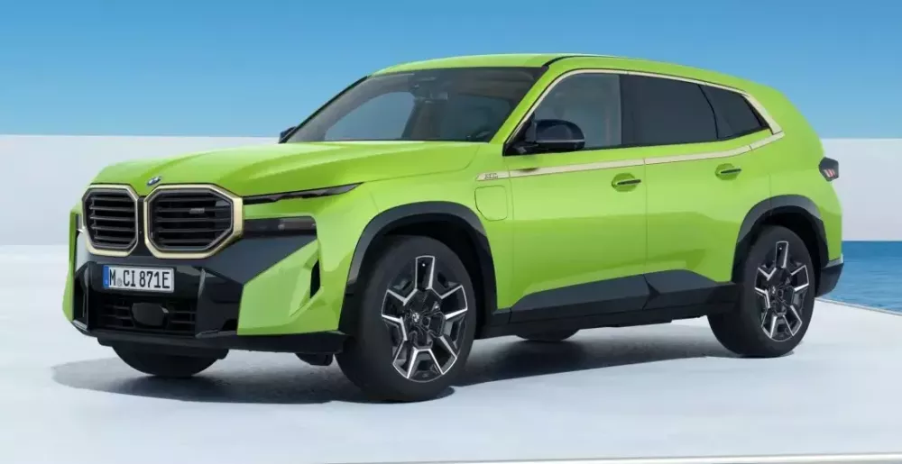 BMW XM màu Vàng M Sao Paulo Yellow BMW XM màu Vàng M Sao Paulo Yellow