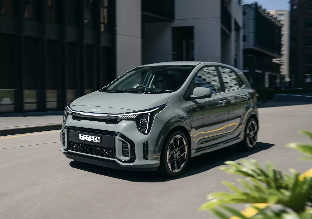 Kia Morning 2024 tiếp tục ra mắt thị trường với thiết kế v&agrave; trang bị xịn s&ograve; hơn