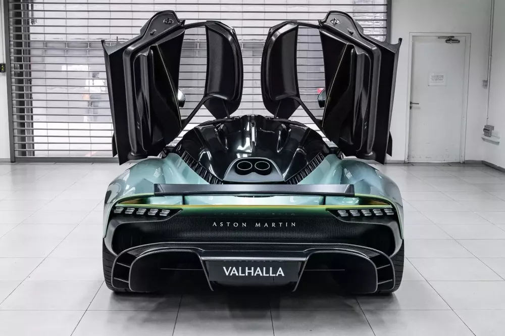 "Vua cà phê" Việt Nam chia sẻ về bom tấn Aston Martin Valhalla- Ảnh 2.